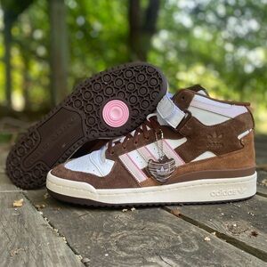 Adidas Forum Mid 'Chocolate To My Strawberry' Sneakers